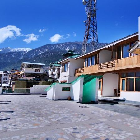 Hotel Hilltop Manāli Kültér fotó