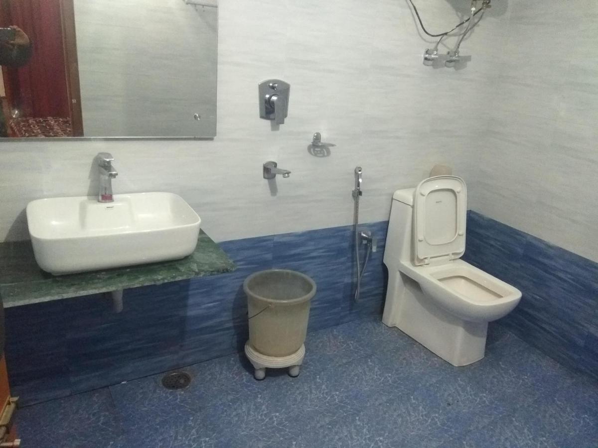 Hotel Hilltop Manāli Kültér fotó